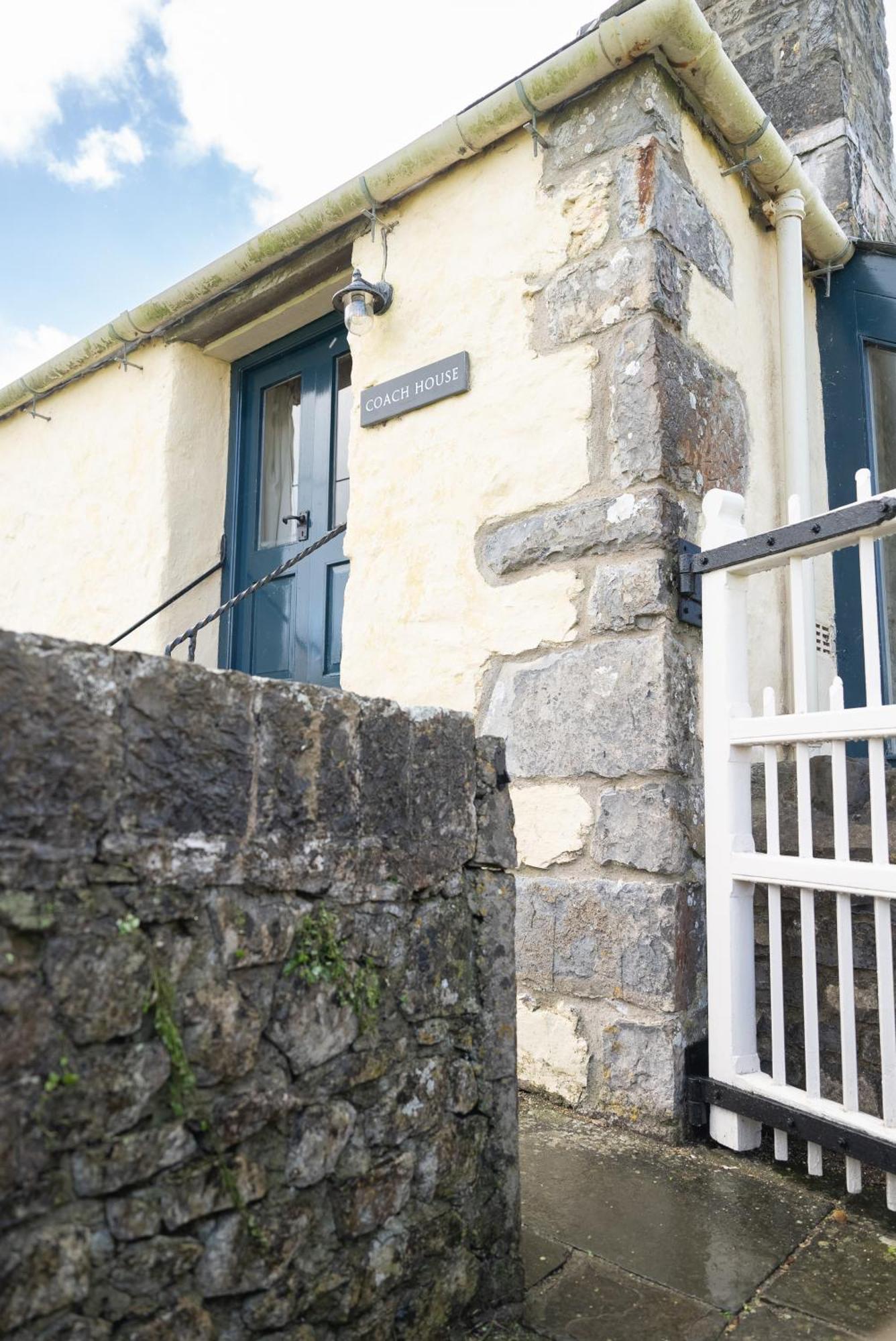 Saint AthansGileston Manor-Self Cateringアパートメント エクステリア 写真